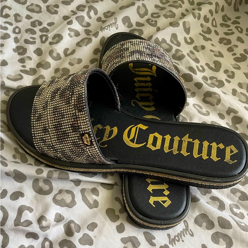 Size 7 Juicy Couture sandals